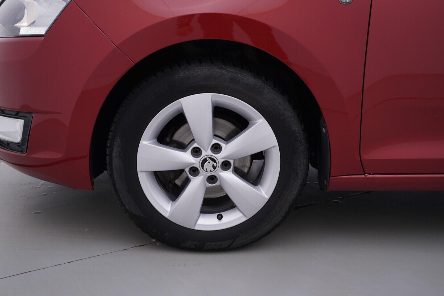 OV190V10931_37.webp_RAPID Ambition 1.2 TSI 63 kW manuál