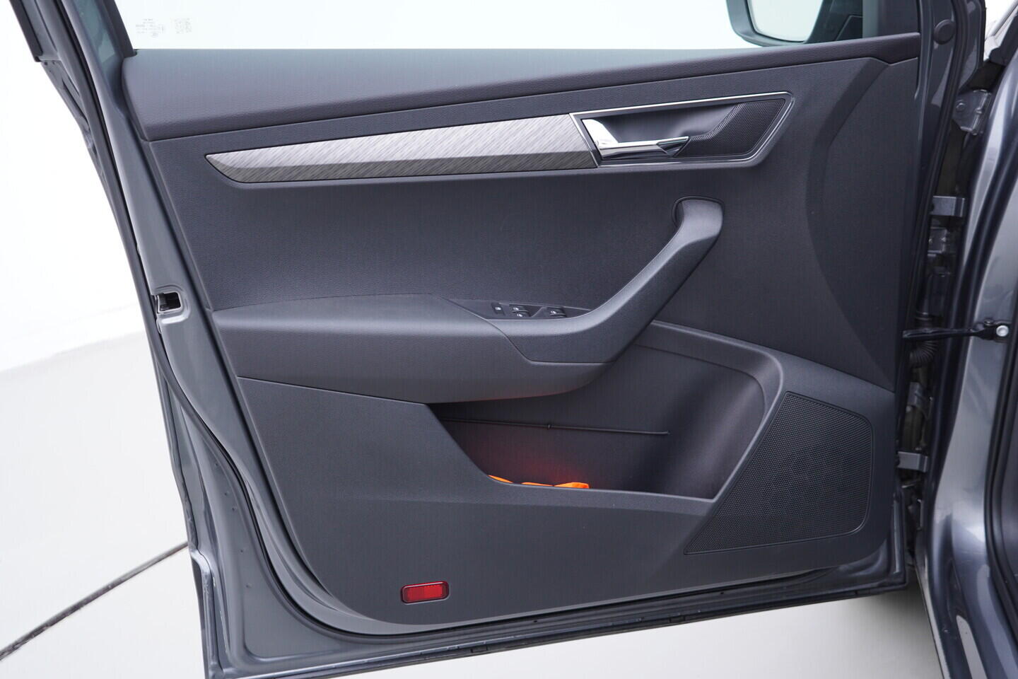 OV190V10932_19.webp_KAROQ Style 1.0 TSI 81 kW manuál