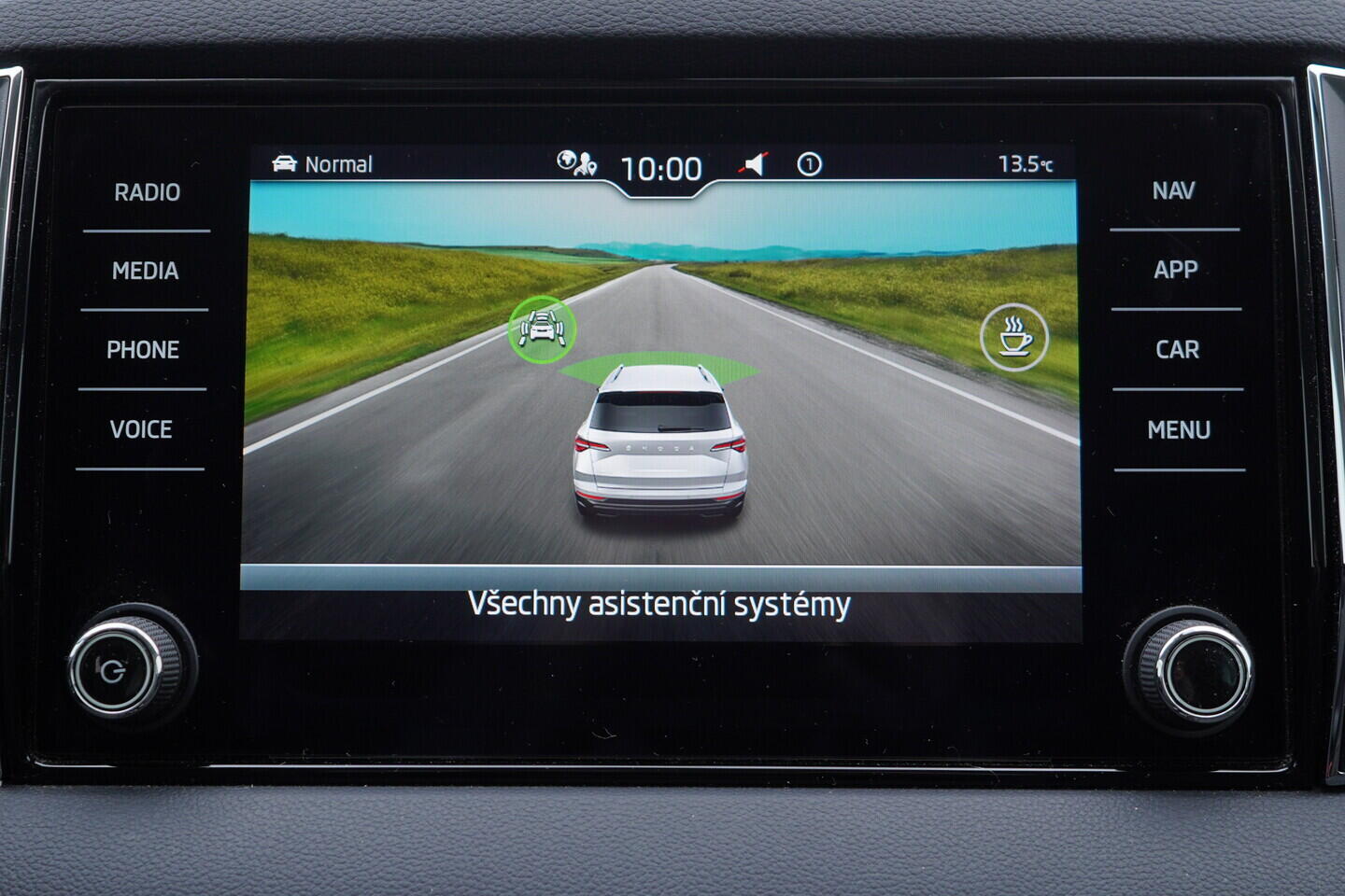 OV190V10932_28.webp_KAROQ Style 1.0 TSI 81 kW manuál