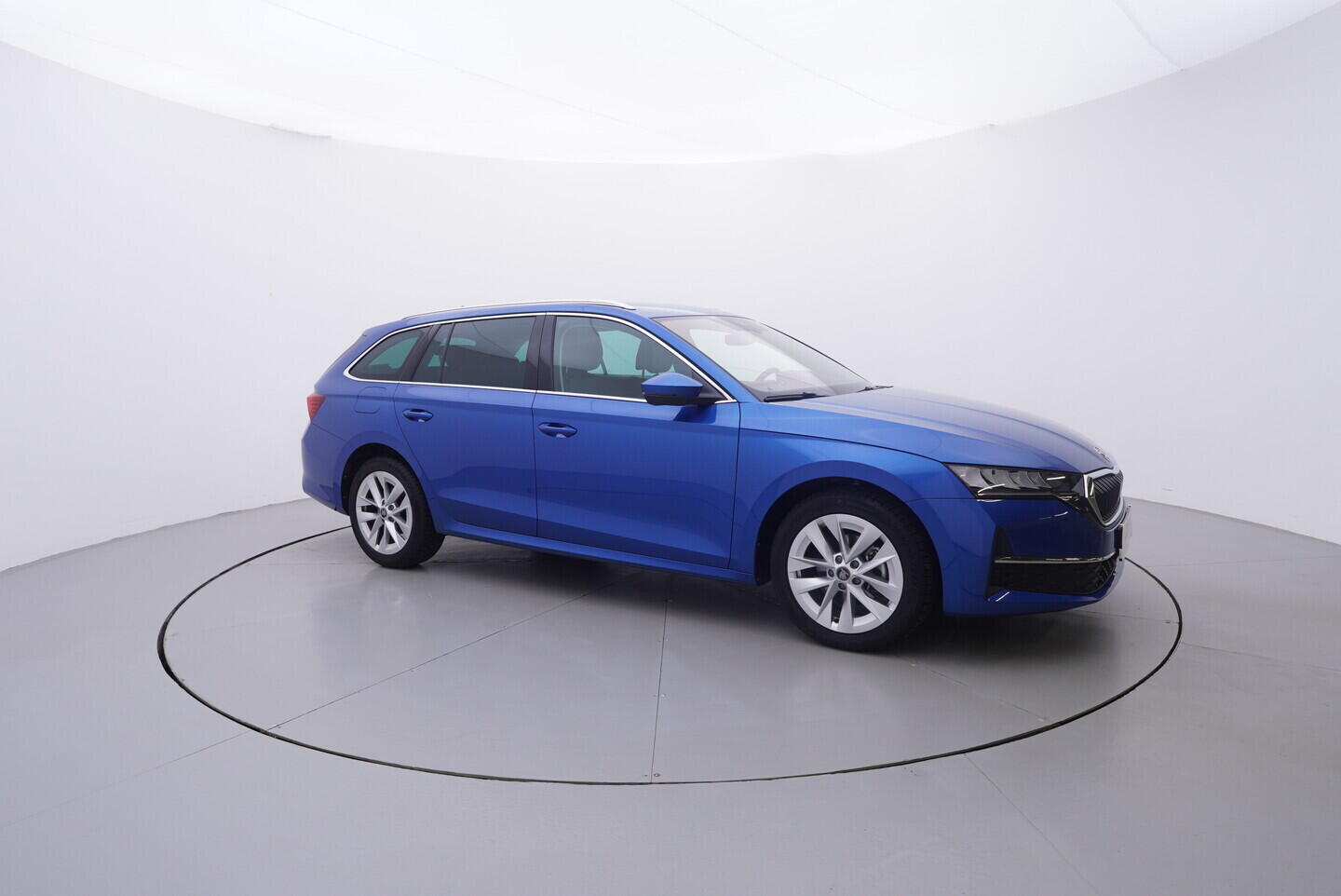 OV190V10933_16.webp_OCTAVIA Top Selection 2.0 TDI 110 kW automat, DPH