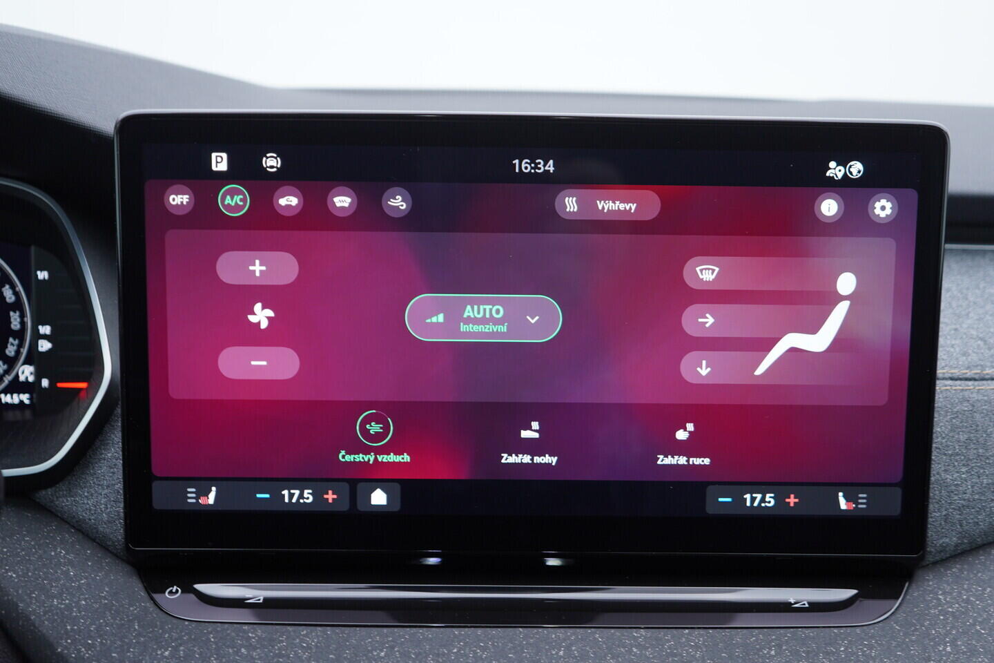 OV190V10935_29.webp_OCTAVIA Top Selection 2.0 TDI 110 kW automat, DPH