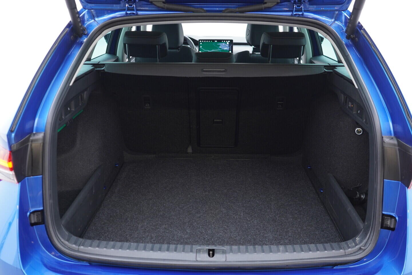 OV190V10936_39.webp_OCTAVIA Top Selection 2.0 TDI 110 kW automat, DPH