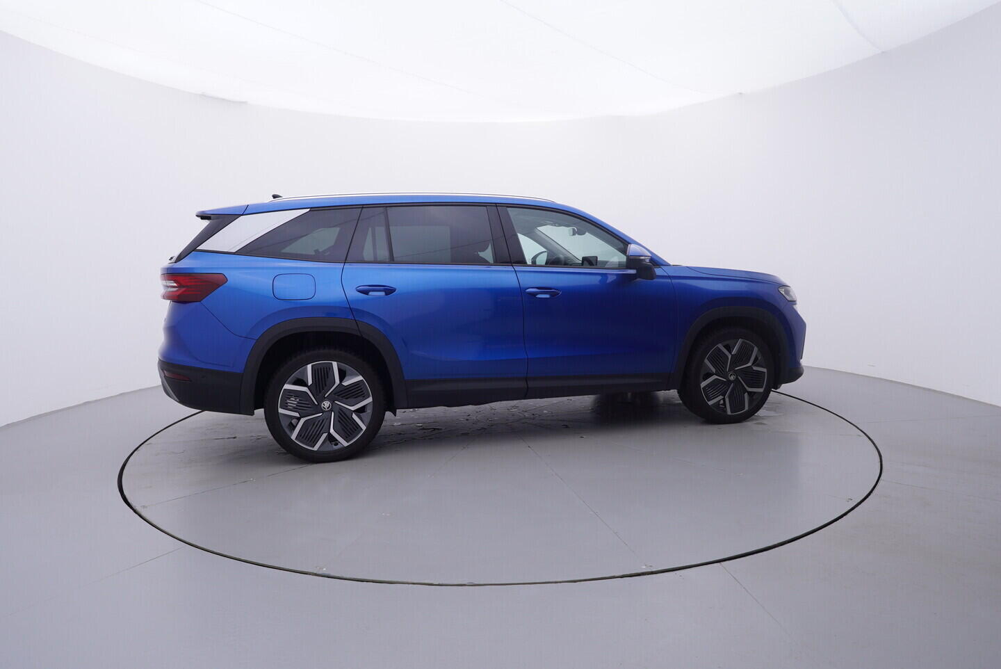 OV190V10937_15.webp_KODIAQ Exclusive Selection 2.0 TDI 142 kW automat, DPH