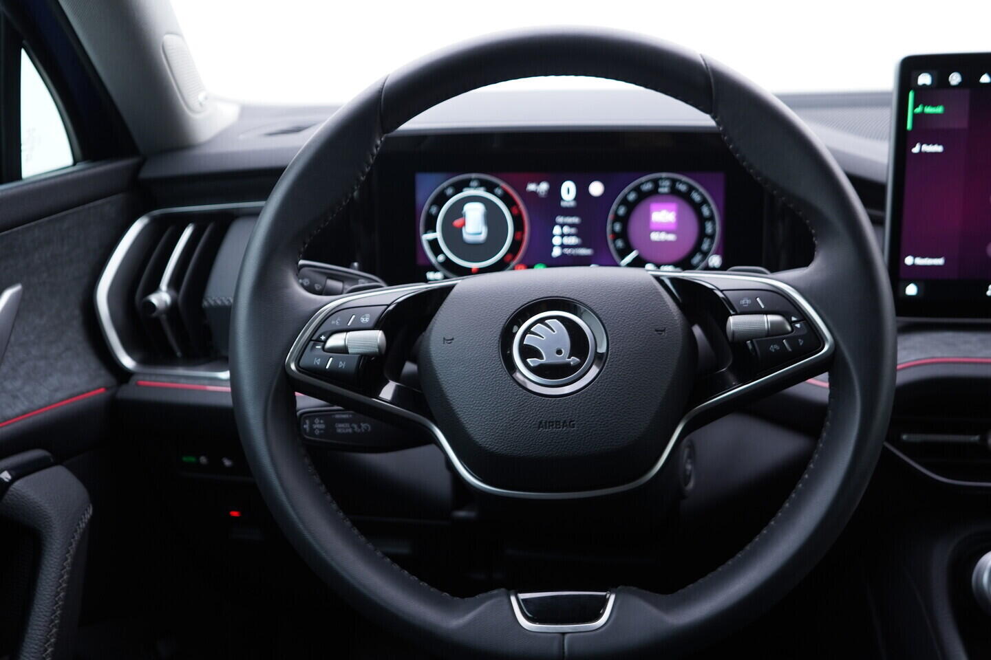 OV190V10937_29.webp_KODIAQ Exclusive Selection 2.0 TDI 142 kW automat, DPH