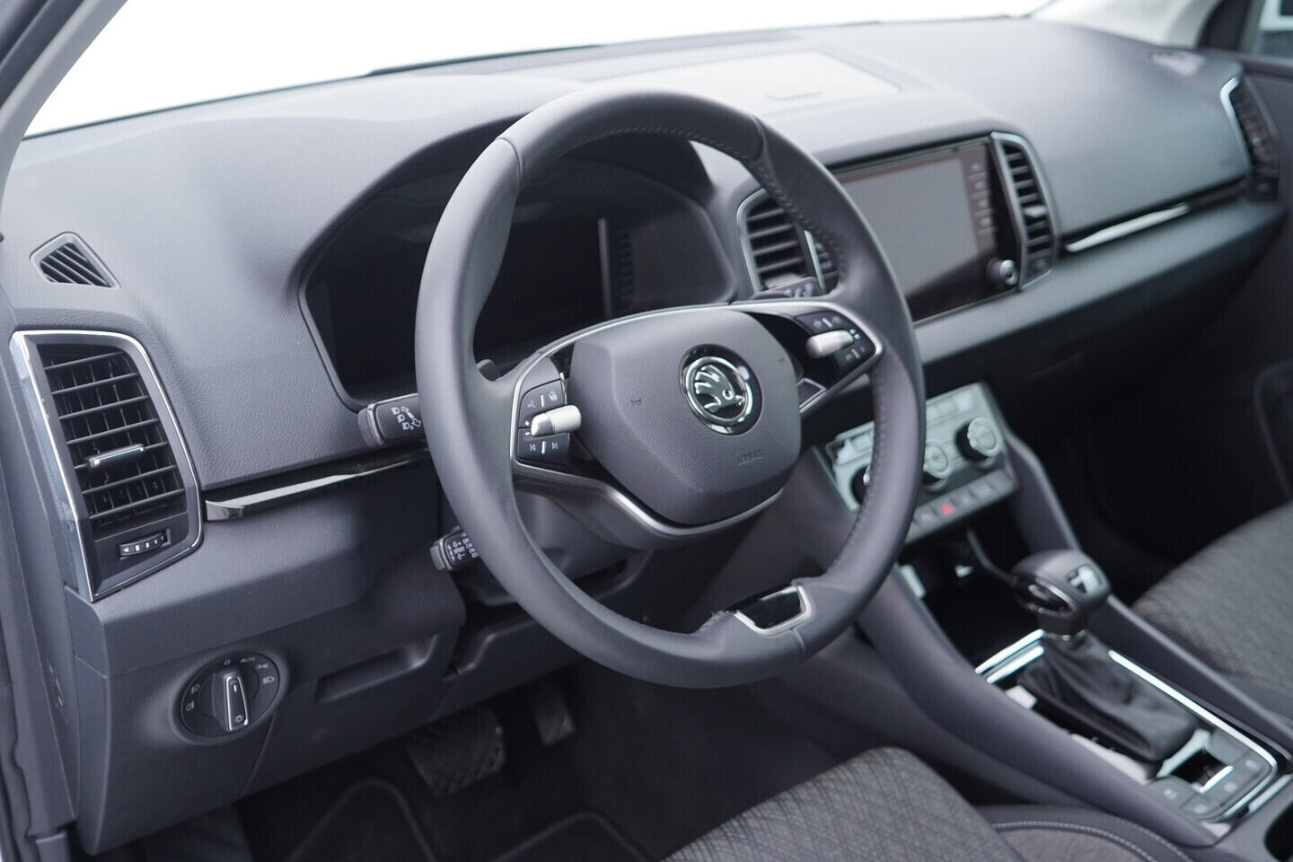 OV190V10938_22.webp_KAROQ Selection 1.5 TSI 110 kW automat, DPH