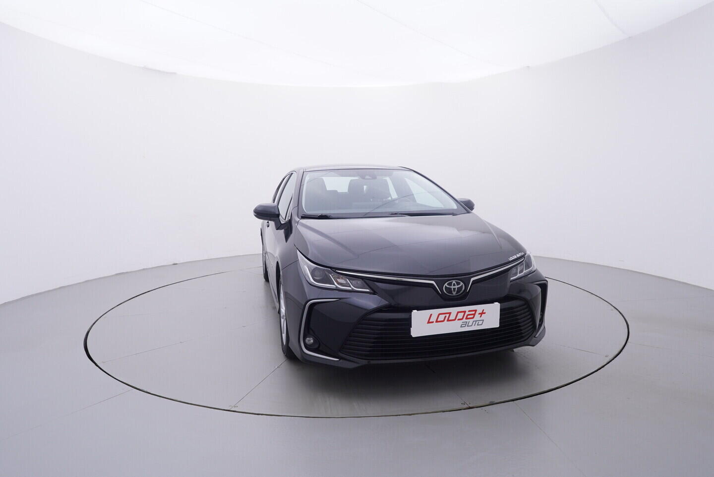 OV190V10939_17.webp_COROLLA Comfort 1.5  92 kW manuál, DPH