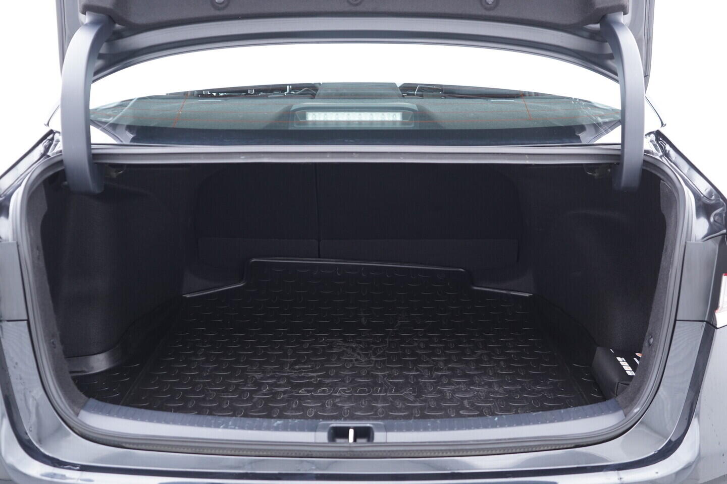 OV190V10939_35.webp_COROLLA Comfort 1.5  92 kW manuál, DPH