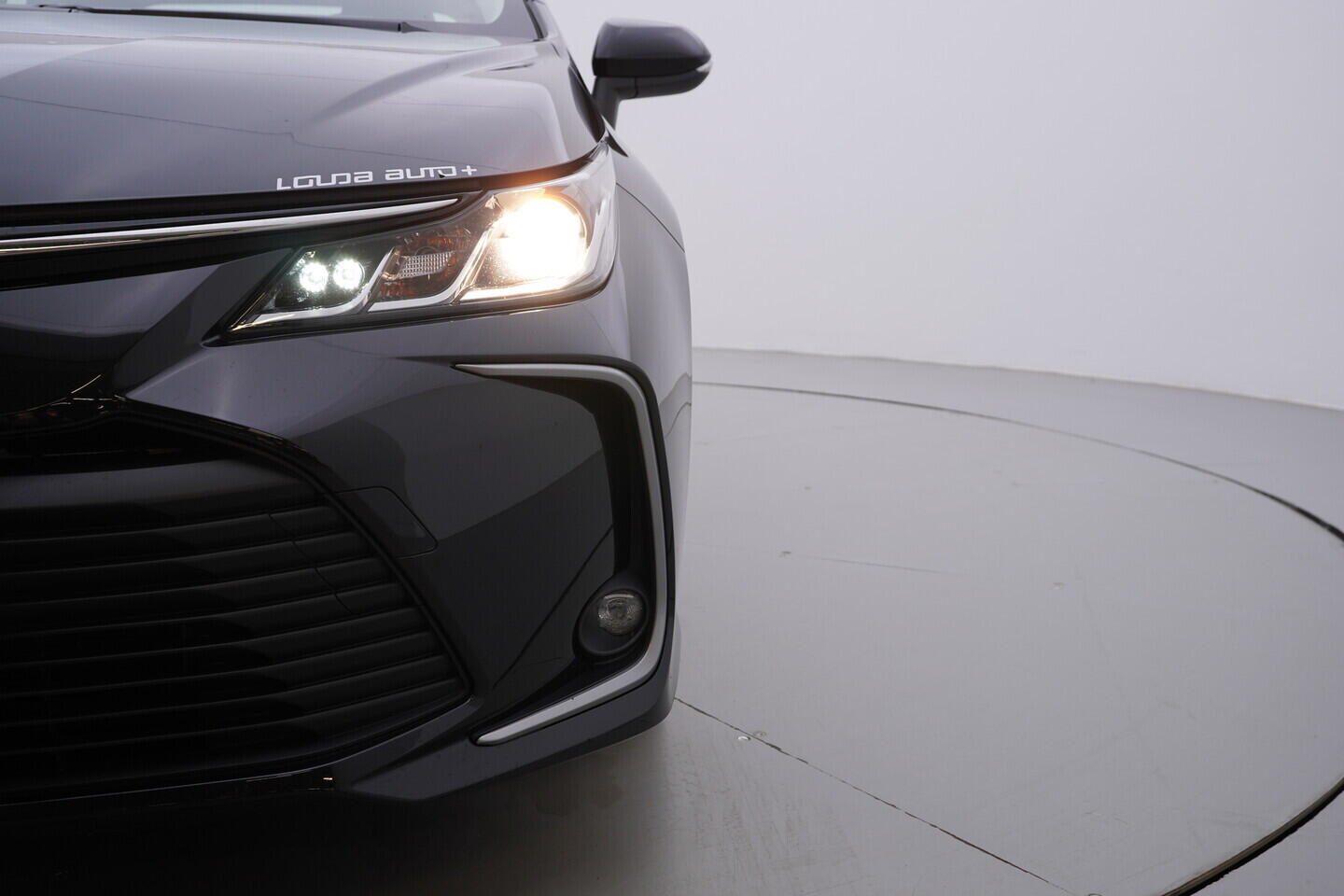 OV190V10939_38.webp_COROLLA Comfort 1.5  92 kW manuál, DPH