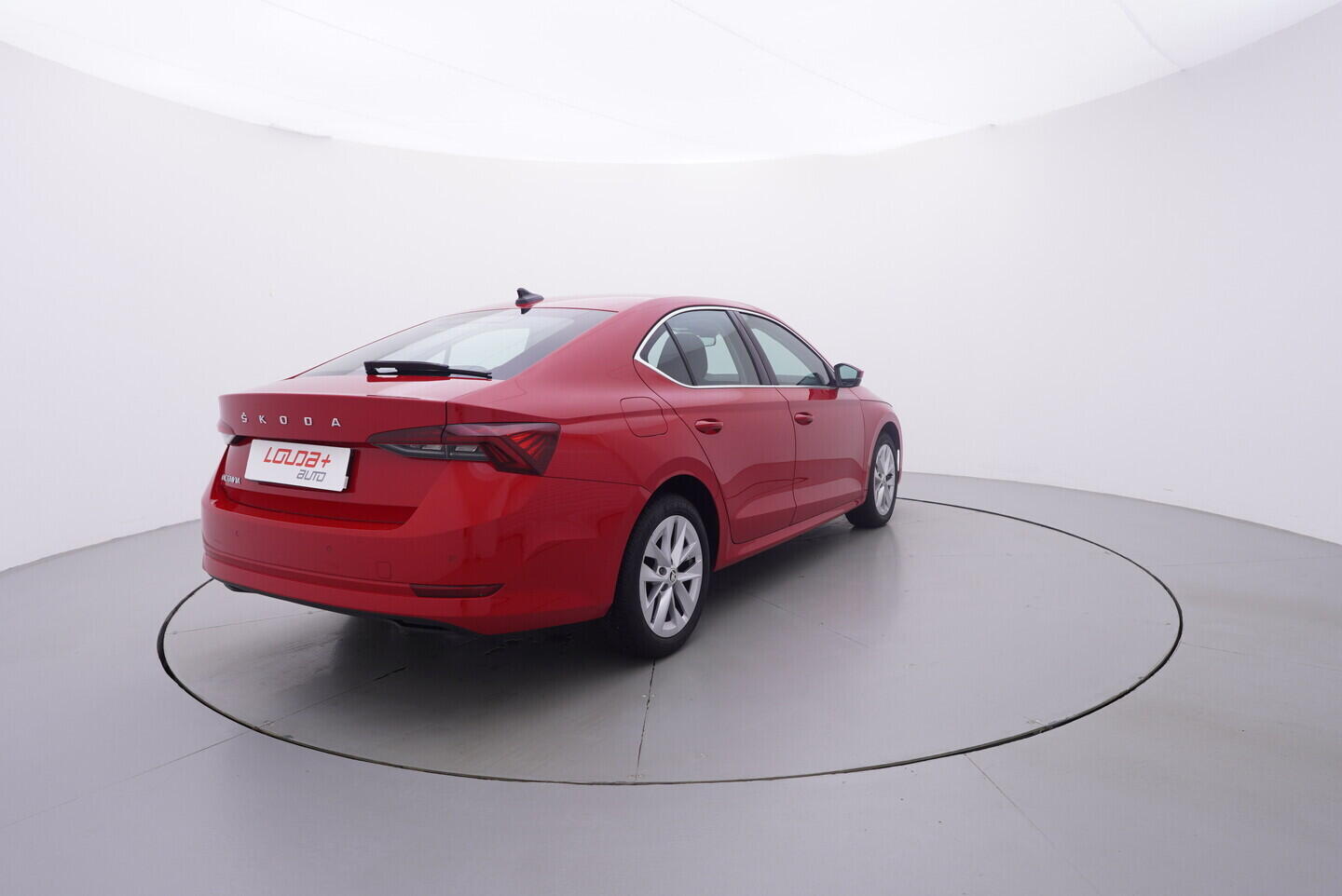 OV190V10940_14.webp_OCTAVIA Style 2.0 TDI 85 kW automat, DPH