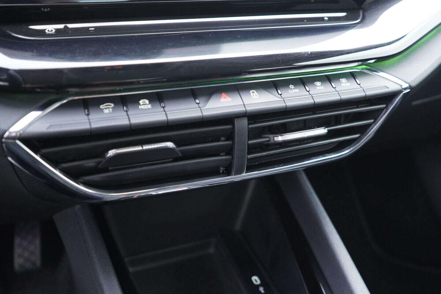 OV190V10940_31.webp_OCTAVIA Style 2.0 TDI 85 kW automat, DPH