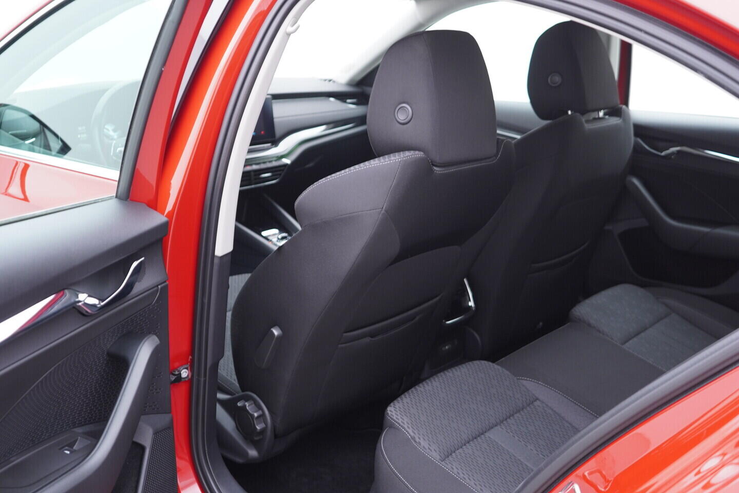 OV190V10940_33.webp_OCTAVIA Style 2.0 TDI 85 kW automat, DPH