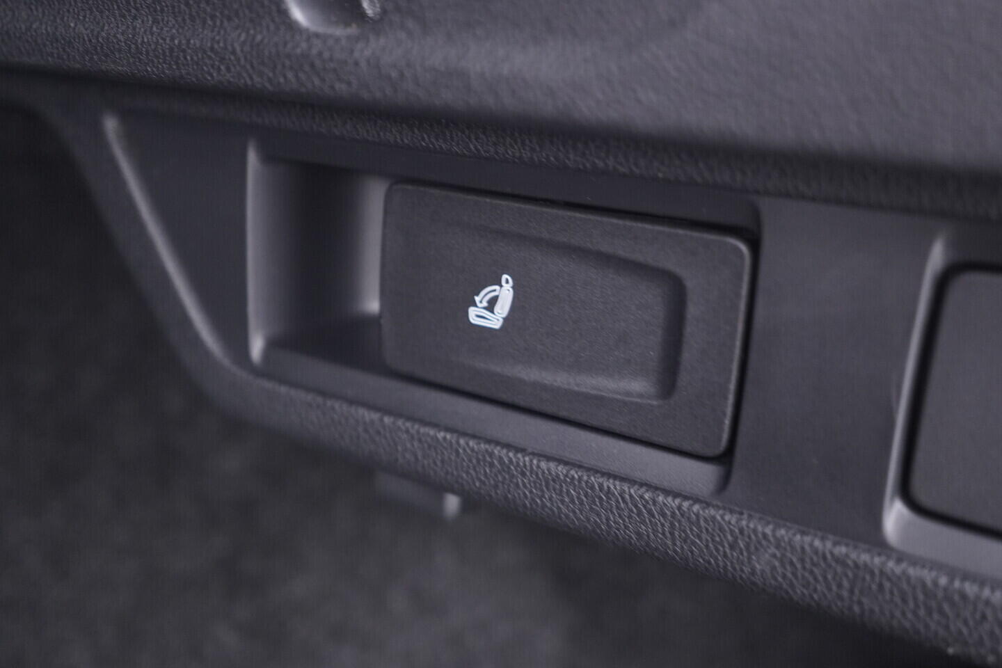 OV190V10940_37.webp_OCTAVIA Style 2.0 TDI 85 kW automat, DPH