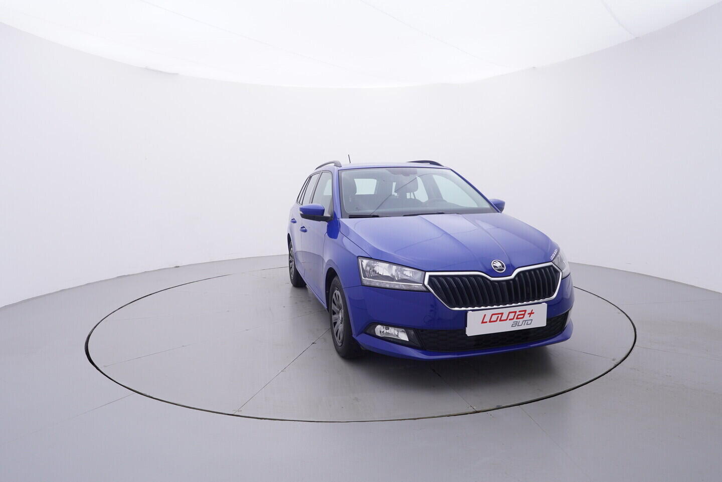 OV190V10941_17.webp_FABIA Tour 1.0 TSI 70 kW manuál, DPH