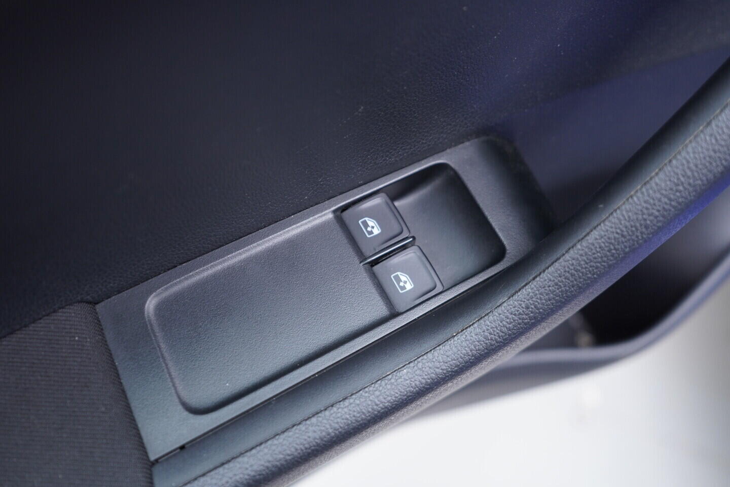 OV190V10941_20.webp_FABIA Tour 1.0 TSI 70 kW manuál, DPH