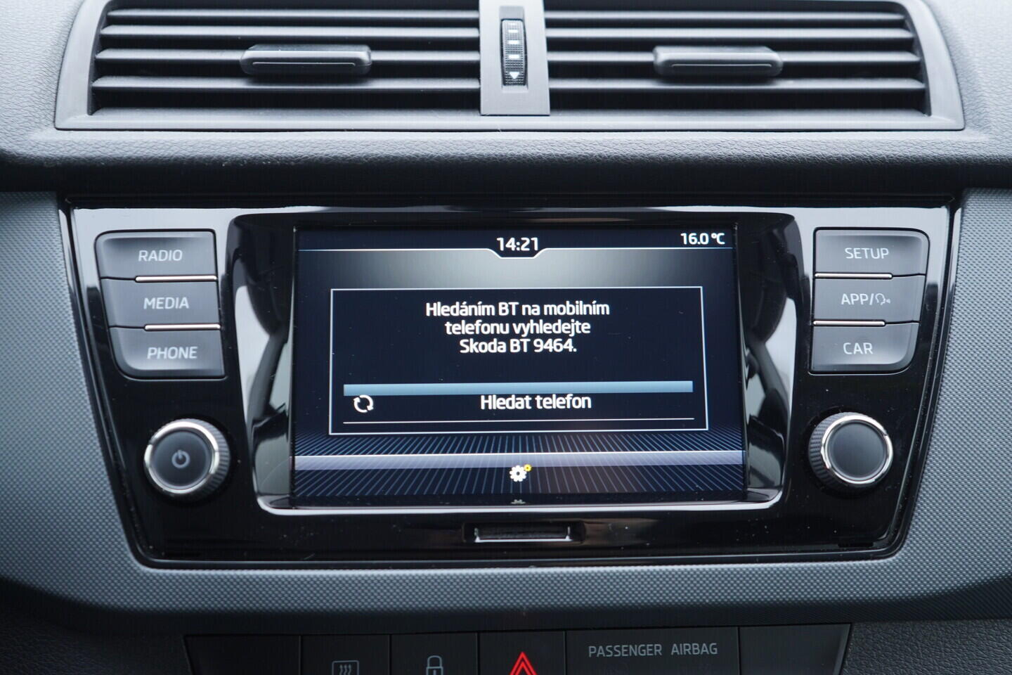 OV190V10941_29.webp_FABIA Tour 1.0 TSI 70 kW manuál, DPH