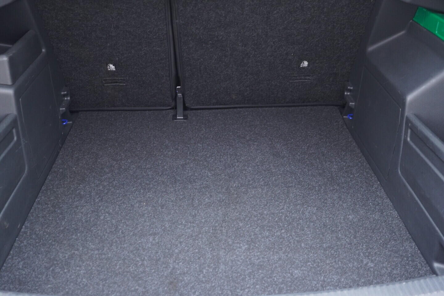 OV190V10941_35.webp_FABIA Tour 1.0 TSI 70 kW manuál, DPH