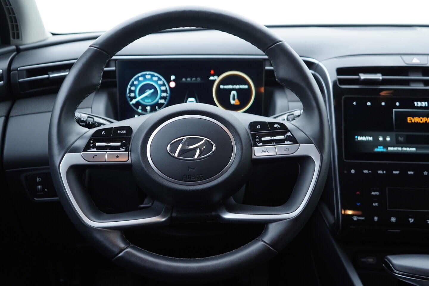 OV190V10942_28.webp_TUCSON  1.6 T-GDI 110 kW automat, DPH