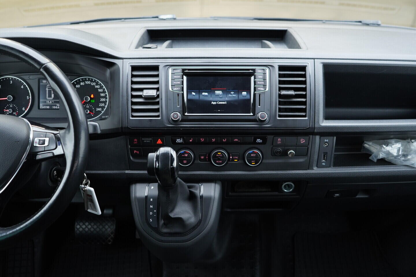 OV190V10943_32.webp_MULTIVAN  2.0 TDI 150 kW automat, DPH