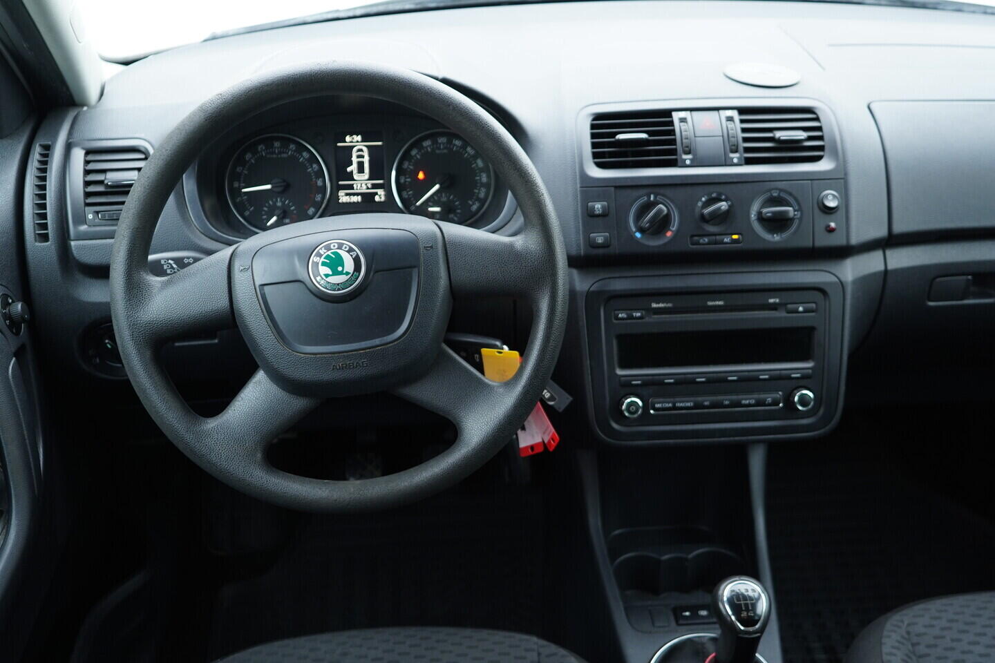 OV190V10945_25.webp_FABIA Ambition 1.6 TDI 55 kW manuál