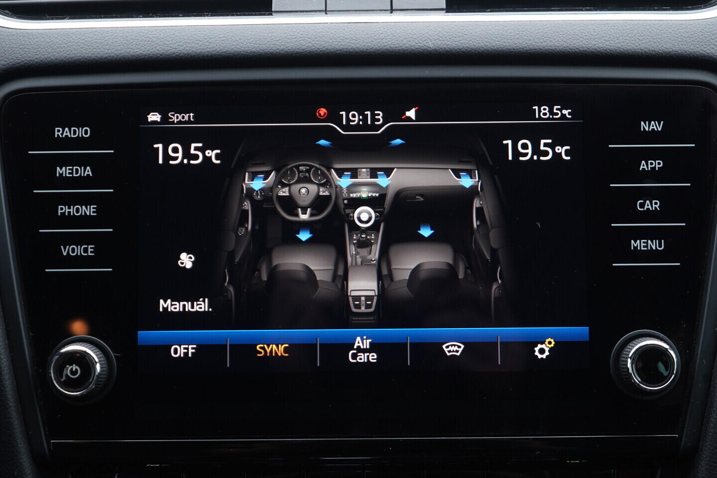 OV190V10946_32.webp_OCTAVIA RS 2.0 TDI 135 kW automat