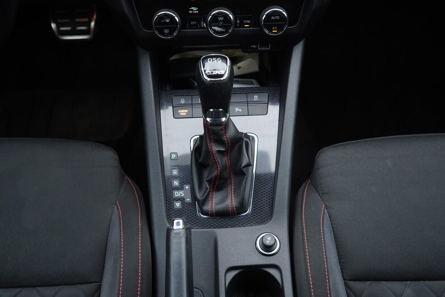 OV190V10946_35.webp_OCTAVIA RS 2.0 TDI 135 kW automat