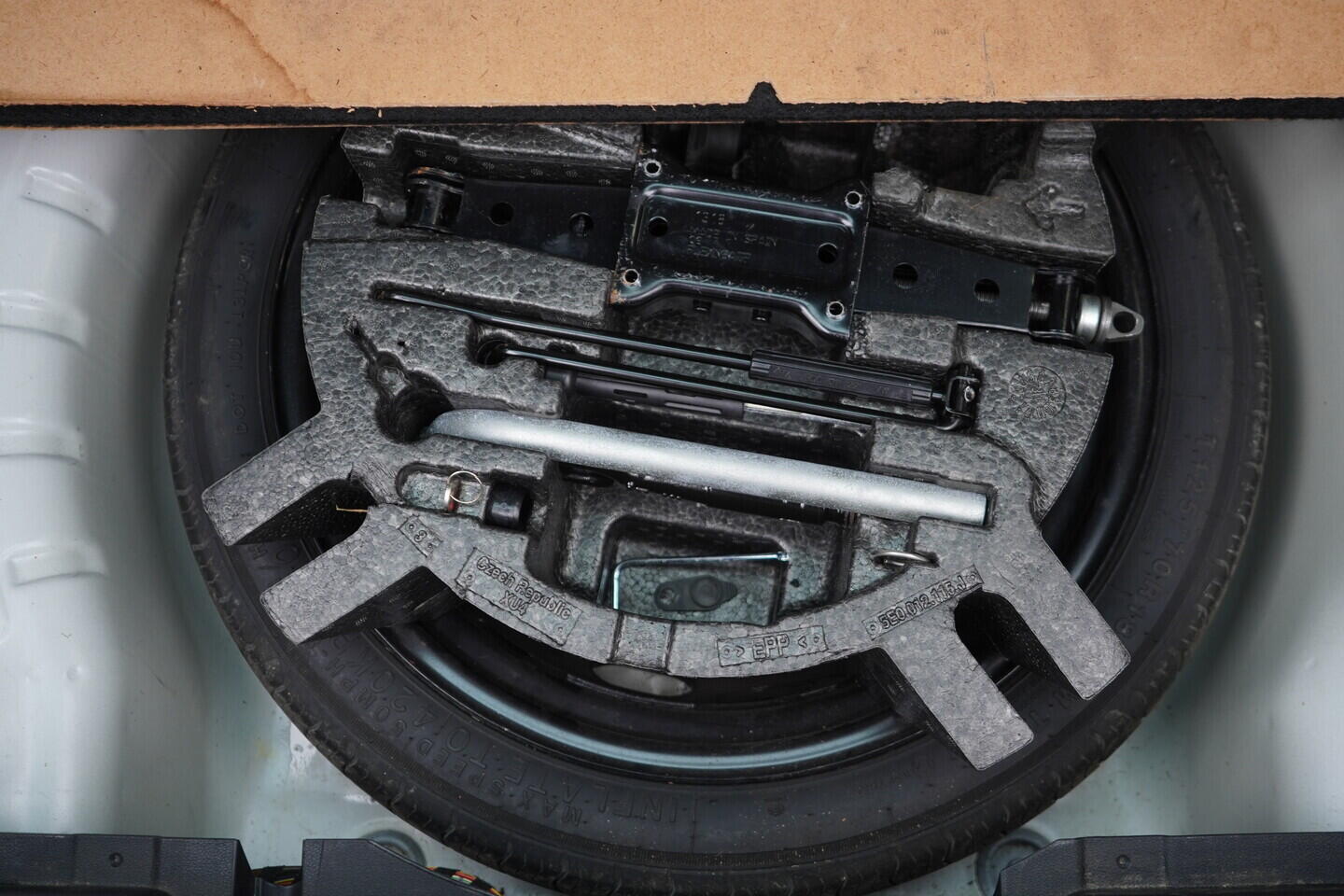 OV190V10946_41.webp_OCTAVIA RS 2.0 TDI 135 kW automat