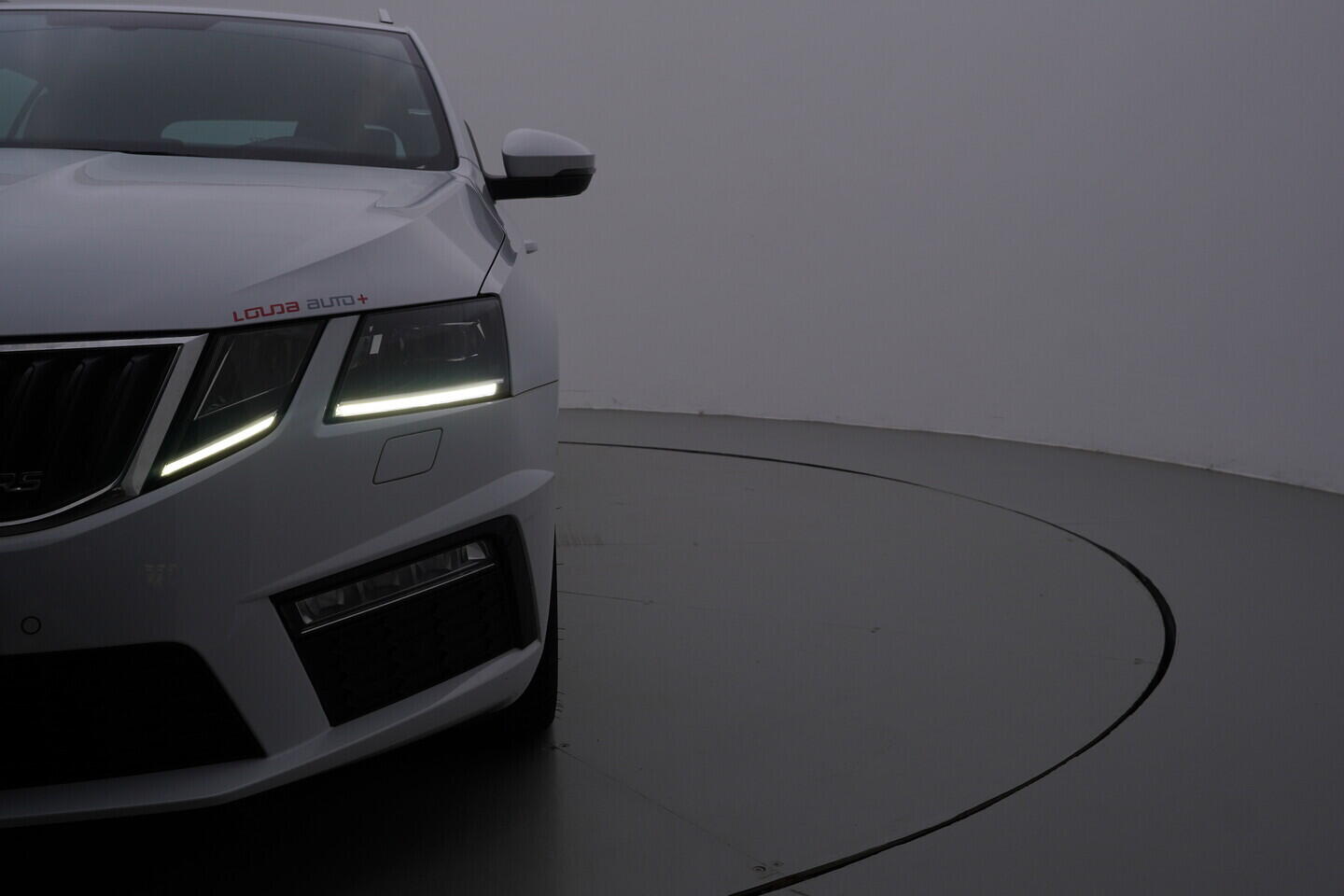 OV190V10946_45.webp_OCTAVIA RS 2.0 TDI 135 kW automat