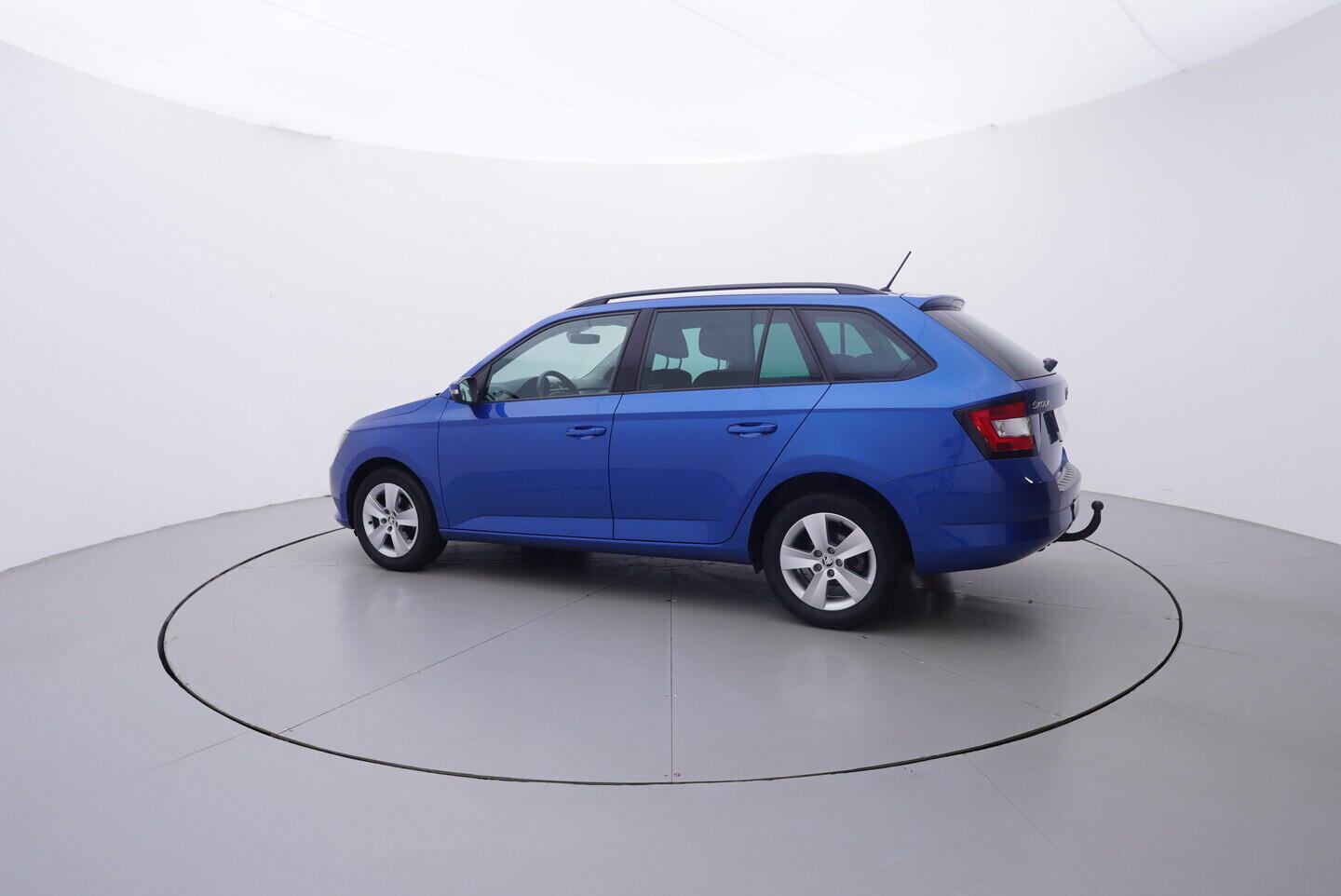 OV190V10947_12.webp_FABIA  1.2 TSI 66 kW manuál
