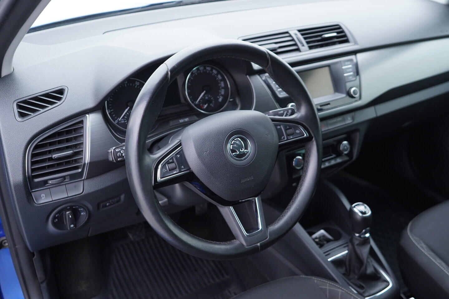 OV190V10947_22.webp_FABIA  1.2 TSI 66 kW manuál