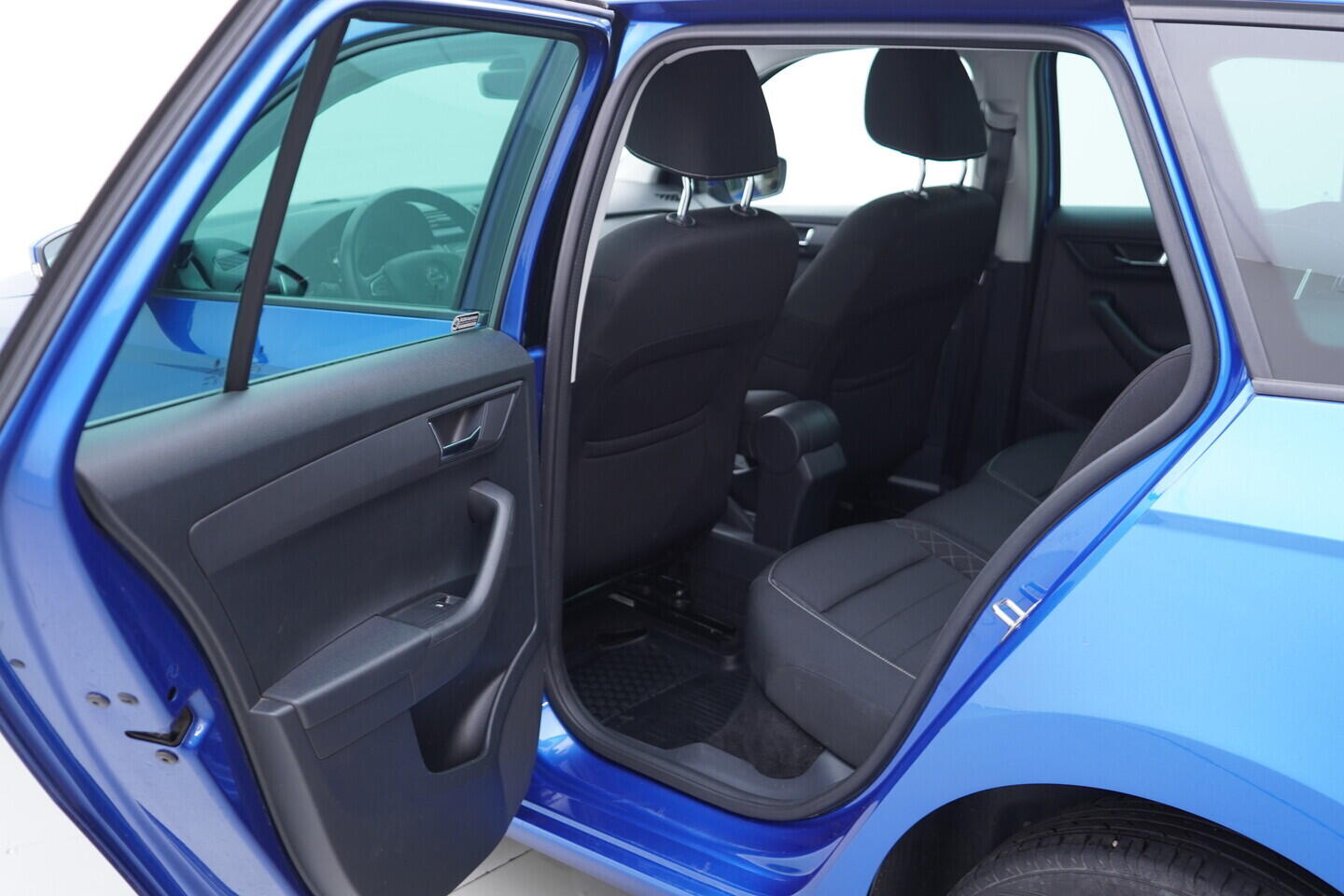 OV190V10947_34.webp_FABIA  1.2 TSI 66 kW manuál