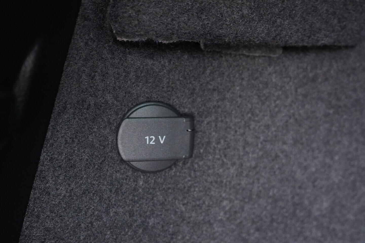 OV190V10949_41.webp_KAROQ Selection 1.5 TSI 110 kW automat, DPH