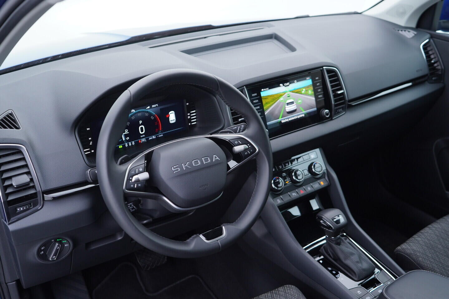 OV190V10952_21.webp_KAROQ Selection 1.5 TSI 110 kW automat, DPH