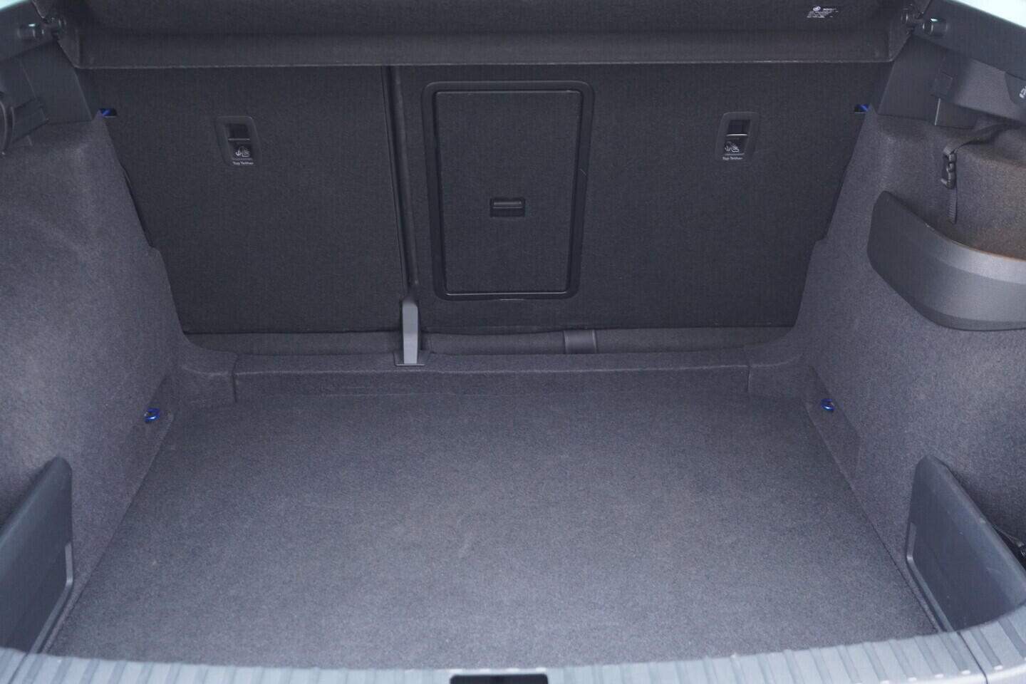 OV190V10952_40.webp_KAROQ Selection 1.5 TSI 110 kW automat, DPH