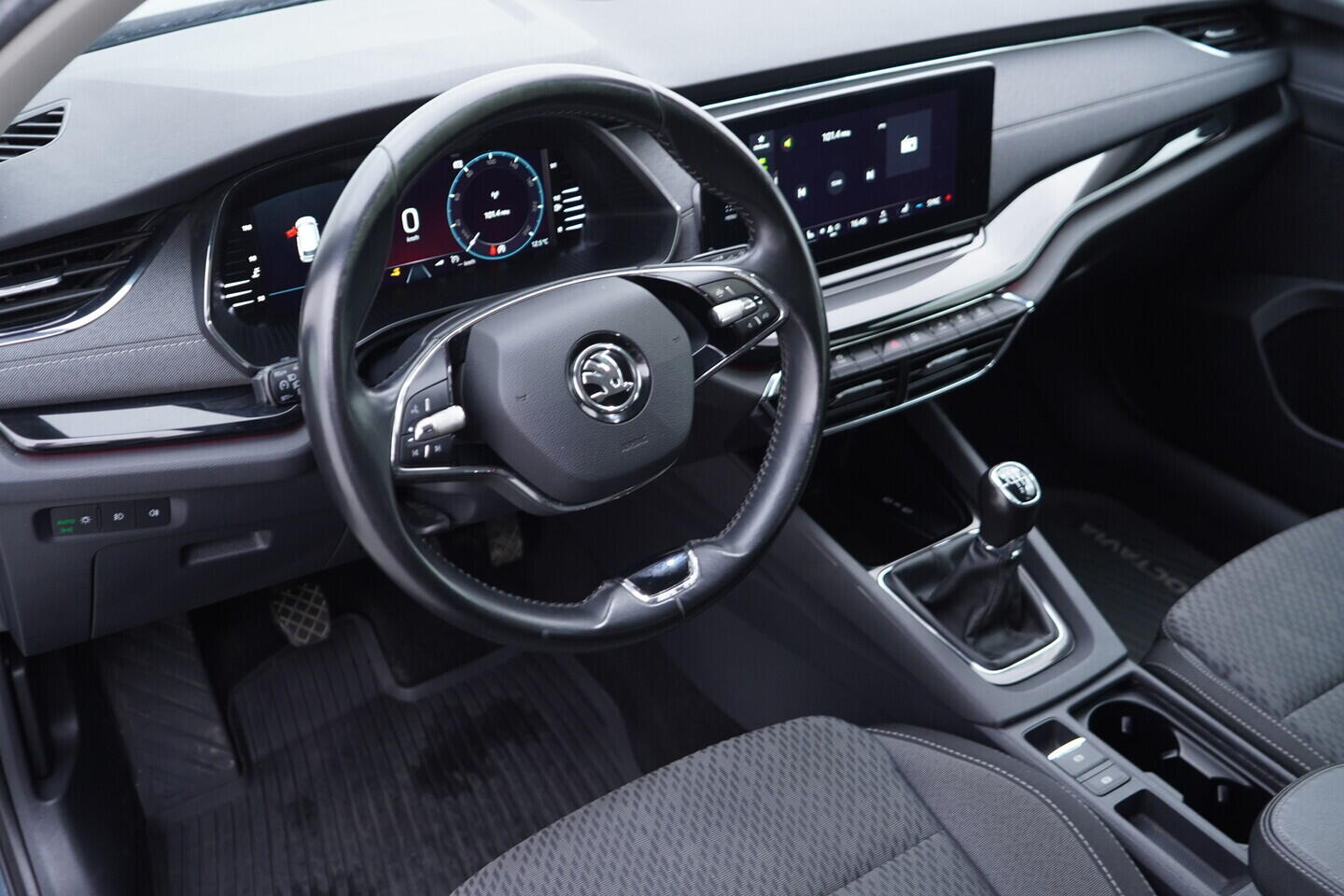 OV190V10953_21.webp_OCTAVIA Style 1.5 TSI 110 kW manuál, DPH