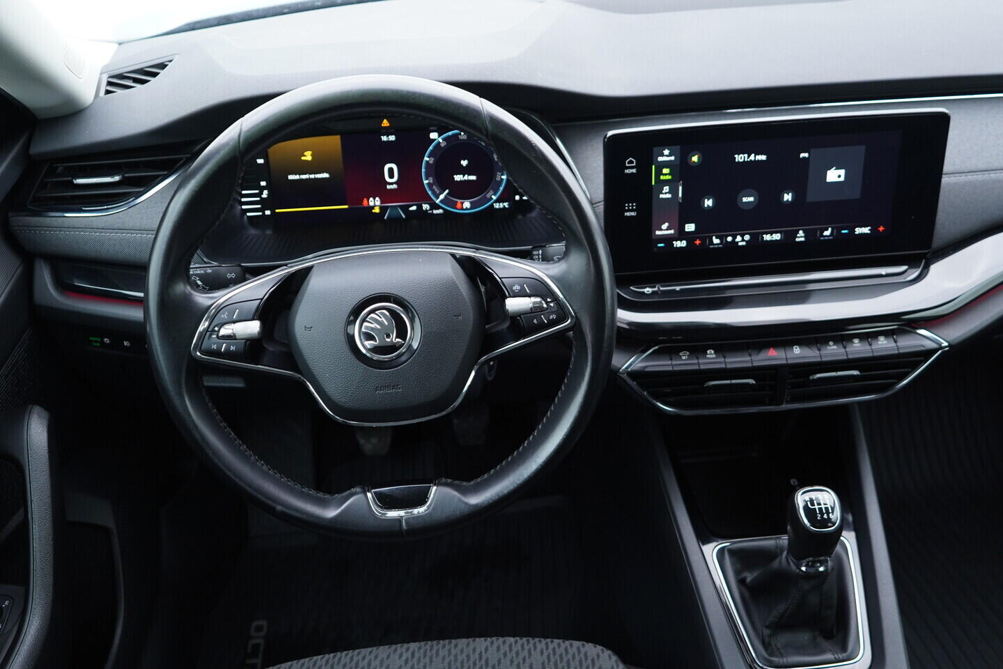 OV190V10953_27.webp_OCTAVIA Style 1.5 TSI 110 kW manuál, DPH