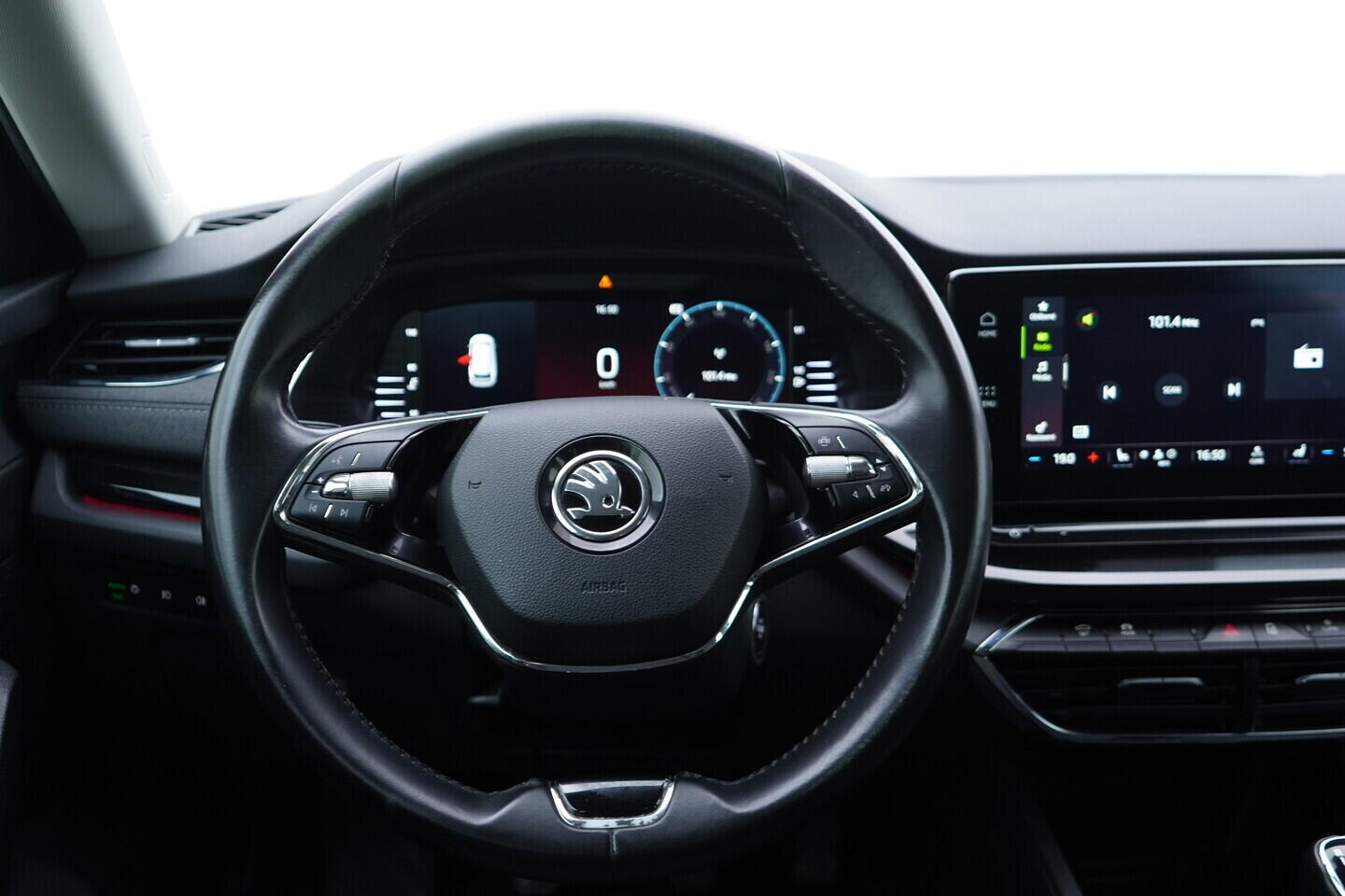 OV190V10953_28.webp_OCTAVIA Style 1.5 TSI 110 kW manuál, DPH