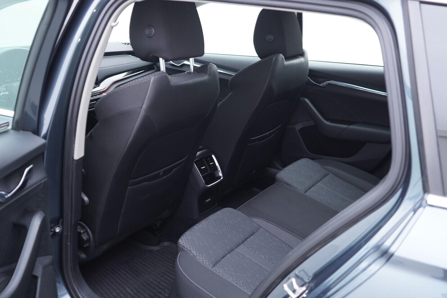 OV190V10953_35.webp_OCTAVIA Style 1.5 TSI 110 kW manuál, DPH