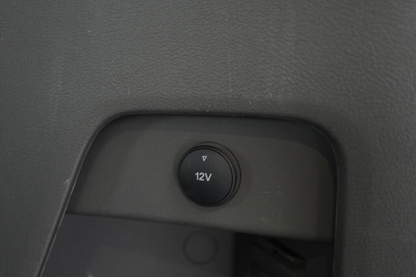 OV190V10956_39.webp_TOURNEO CUSTOM Titanium 2.0  136 kW manuál, DPH