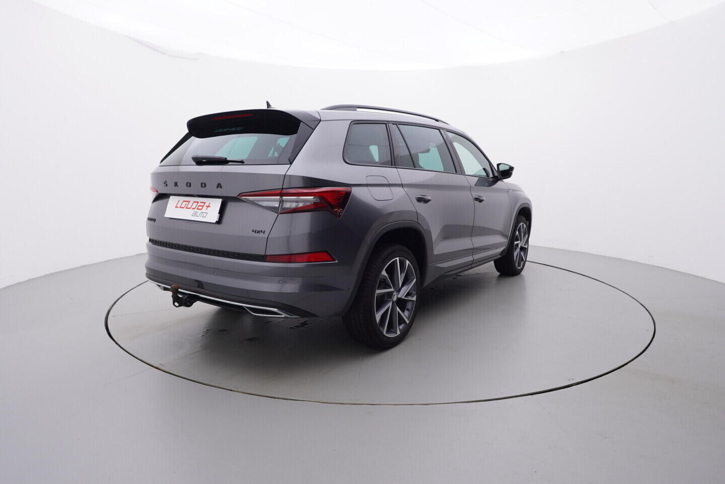 OV190V10957_14.webp_KODIAQ SportLine 2.0 TDI 147 kW automat, DPH