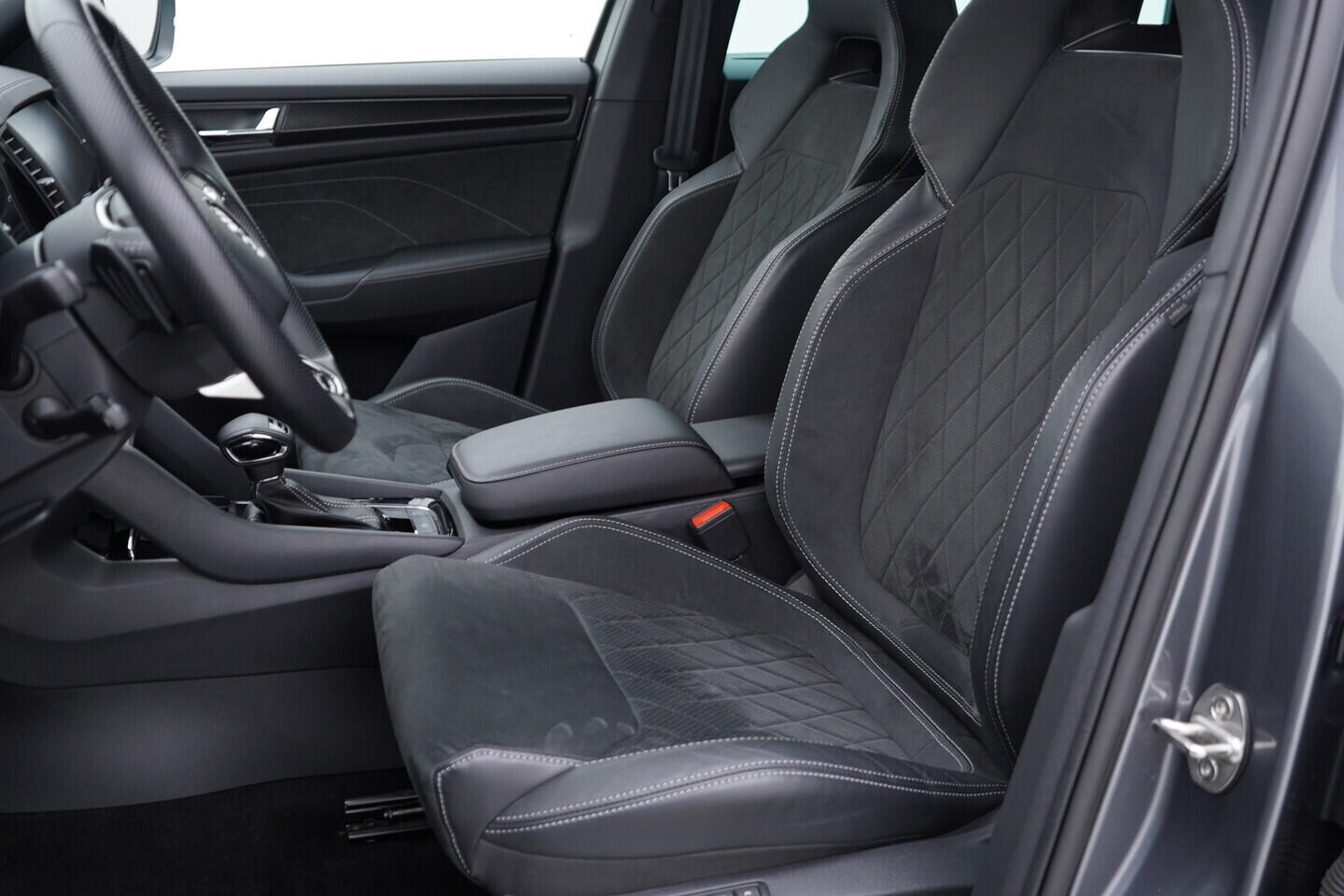 OV190V10957_23.webp_KODIAQ SportLine 2.0 TDI 147 kW automat, DPH