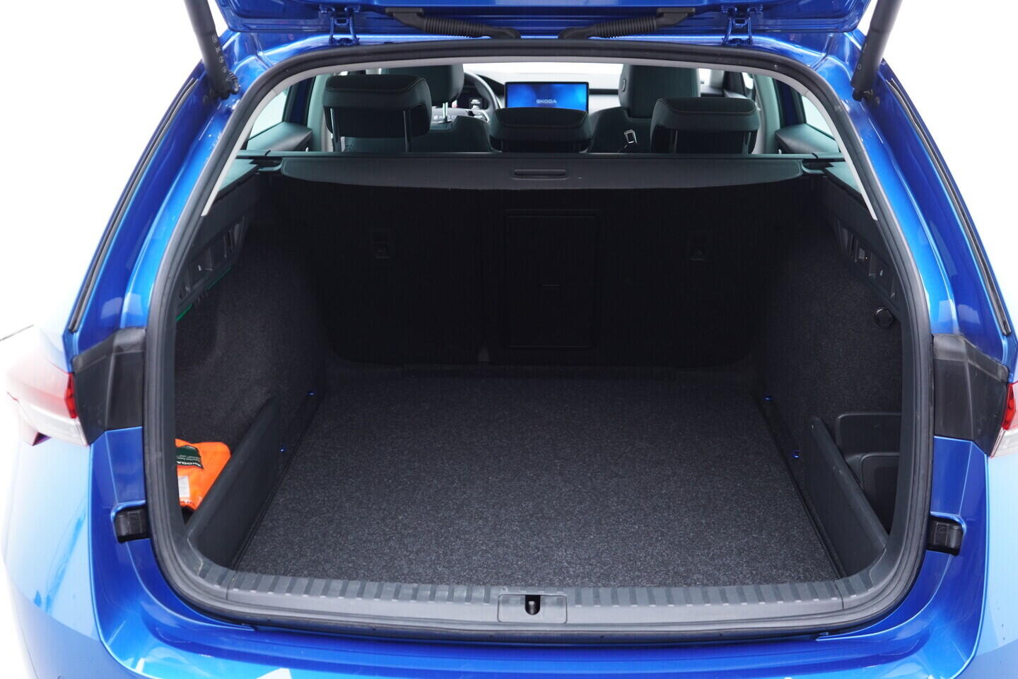 OV190V10960_36.webp_OCTAVIA Top Selection 2.0 TDI 110 kW automat, DPH