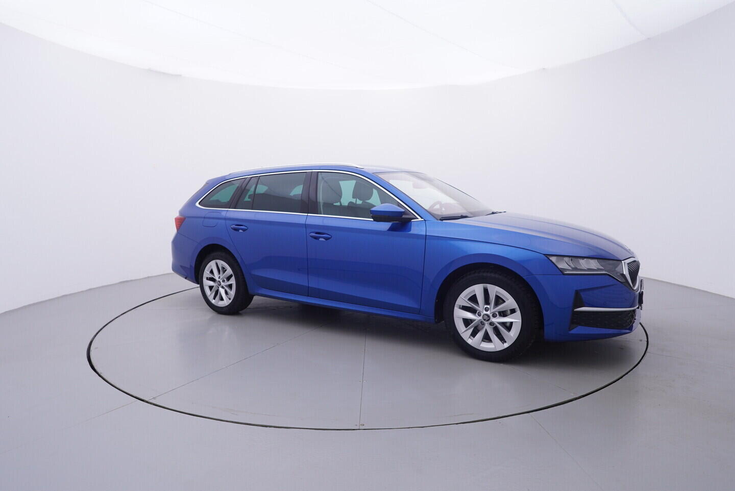 OV190V10961_16.webp_OCTAVIA Top Selection 2.0 TDI 110 kW automat, DPH