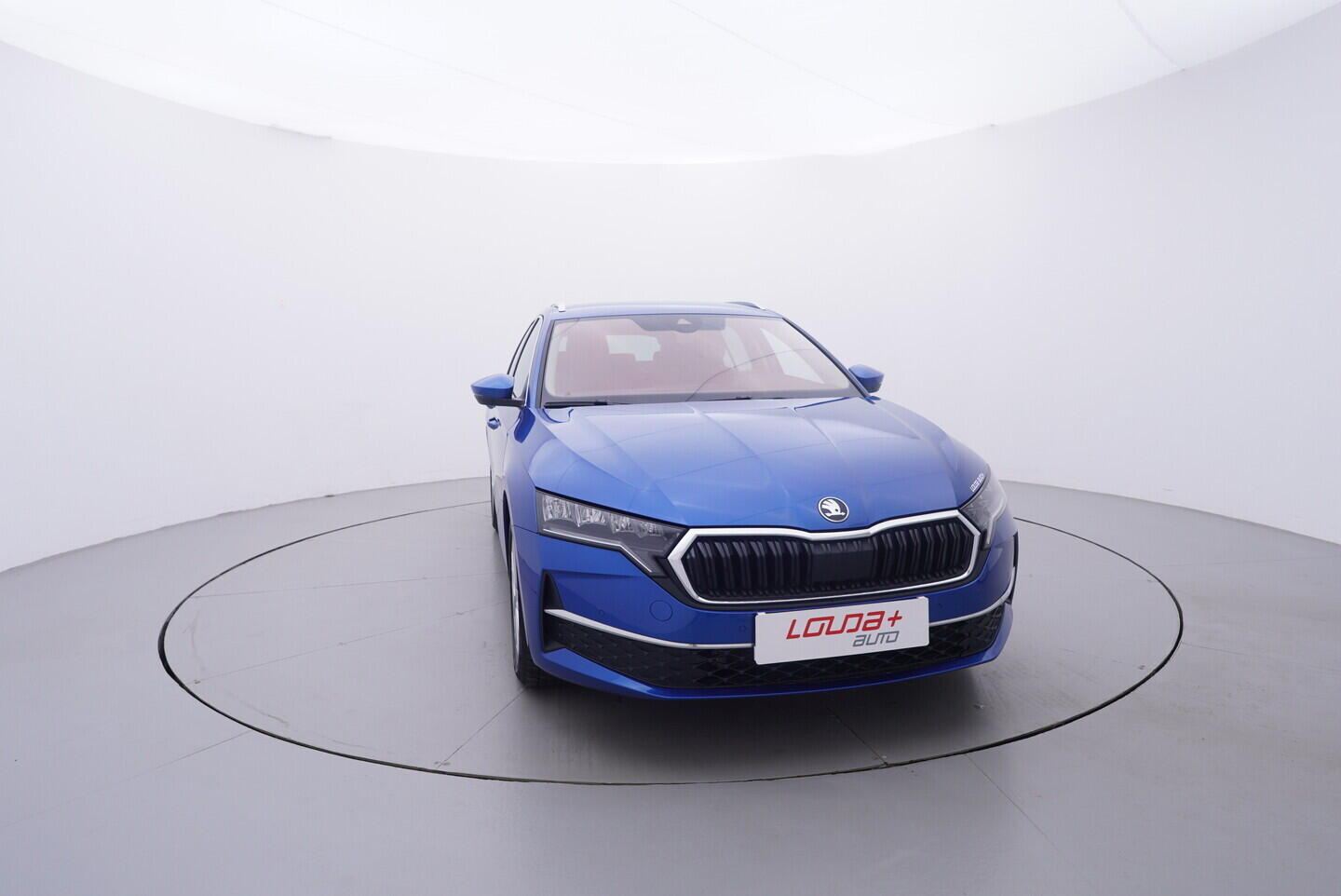 OV190V10961_17.webp_OCTAVIA Top Selection 2.0 TDI 110 kW automat, DPH