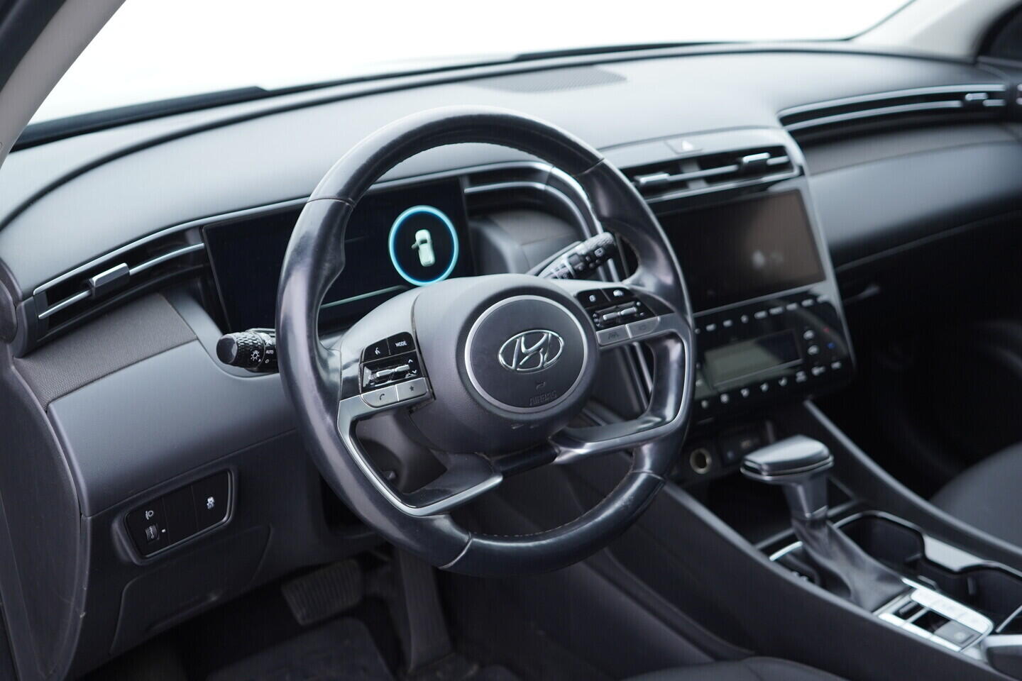 OV190V10962_21.webp_TUCSON  1.6 CRDi _ kW automat