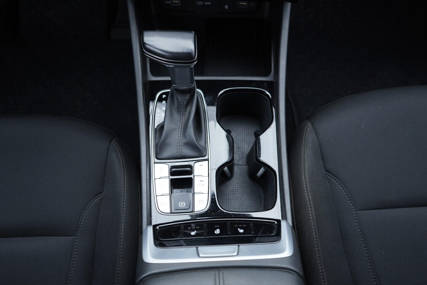 OV190V10962_33.webp_TUCSON  1.6 CRDi _ kW automat