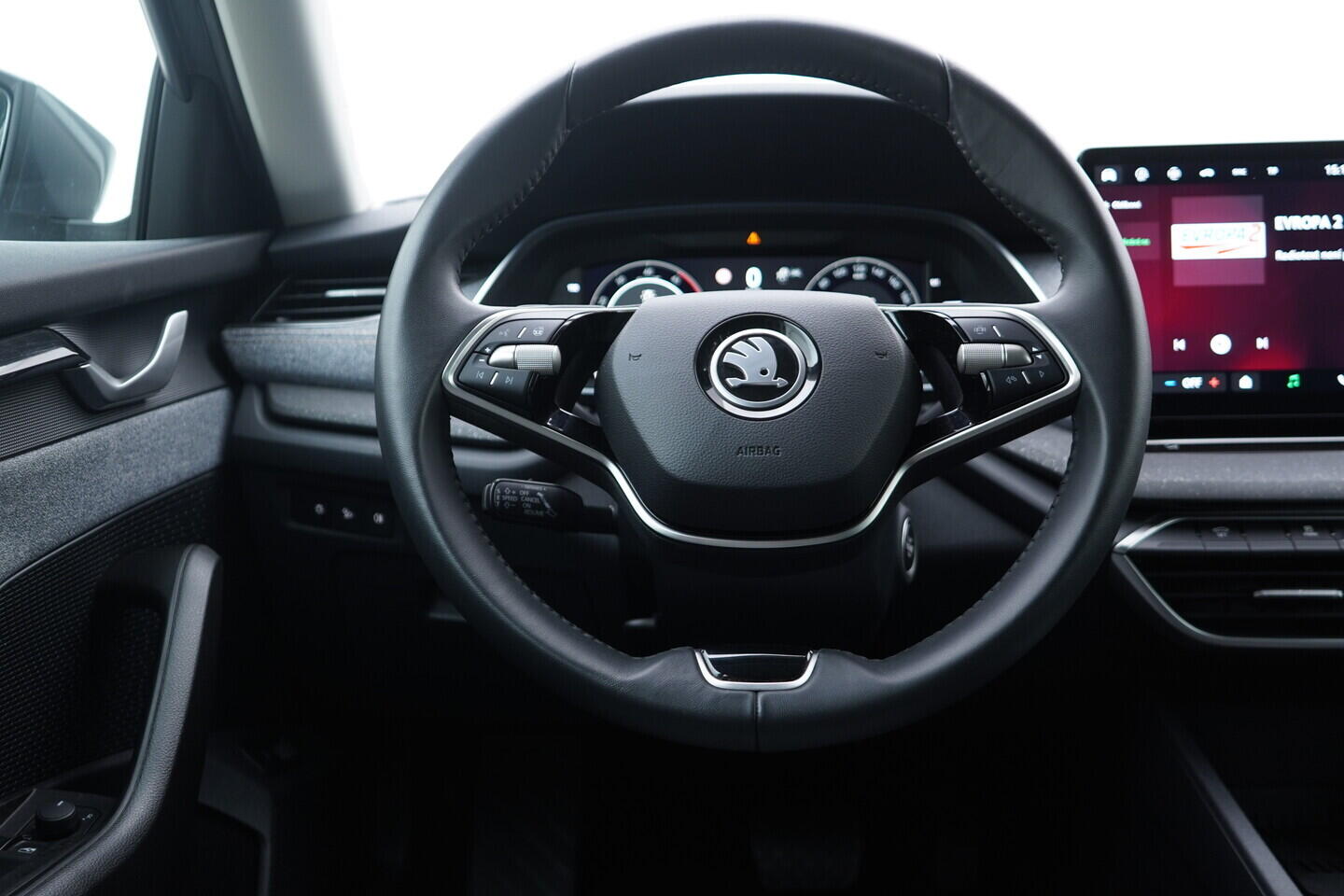 OV190V10963_28.webp_OCTAVIA Top Selection 2.0 TDI 110 kW automat, DPH