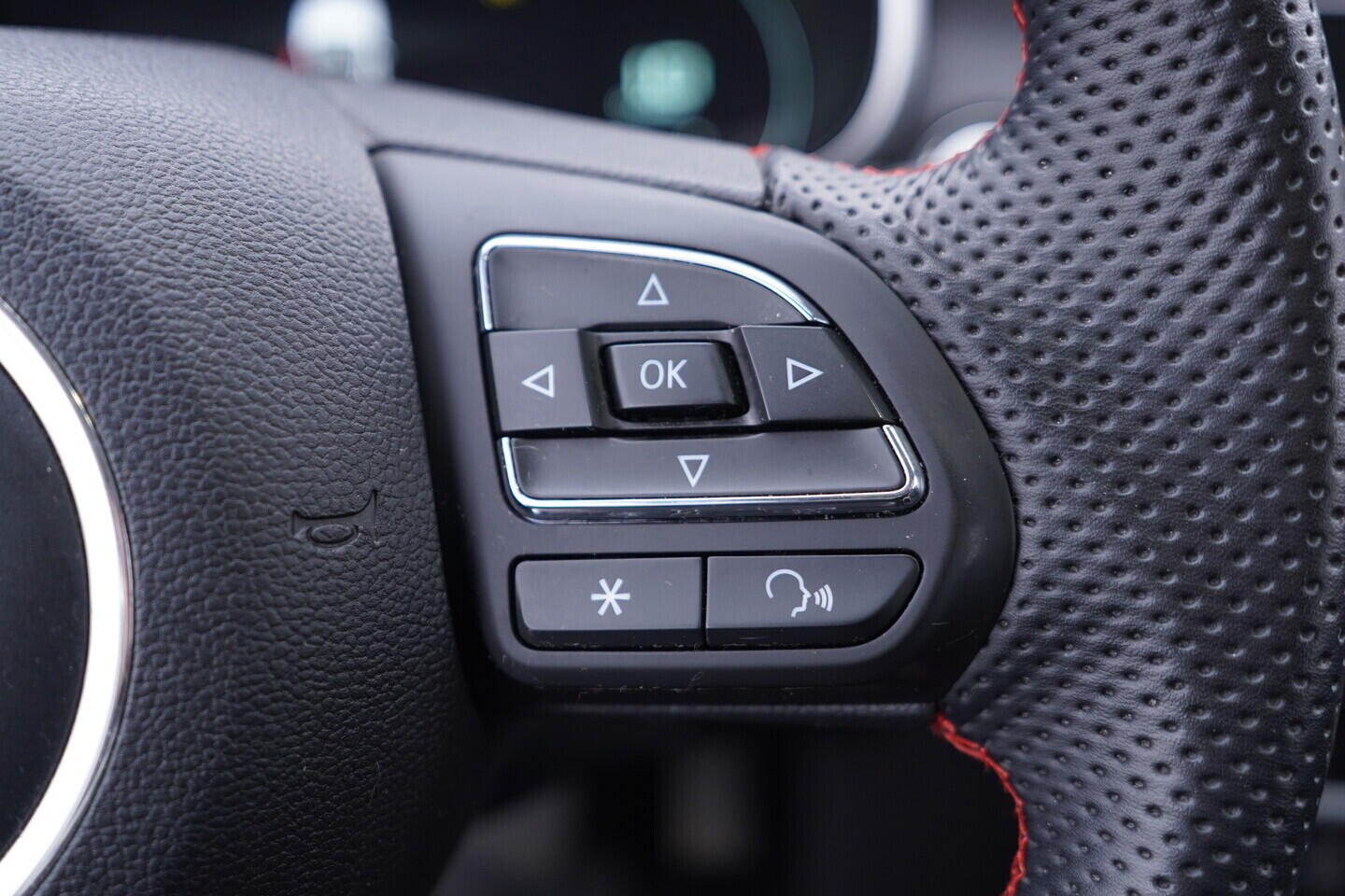 OV190V10967_27.webp_ZS EXCLUSIVE 1.0 TGI 82 kW automat