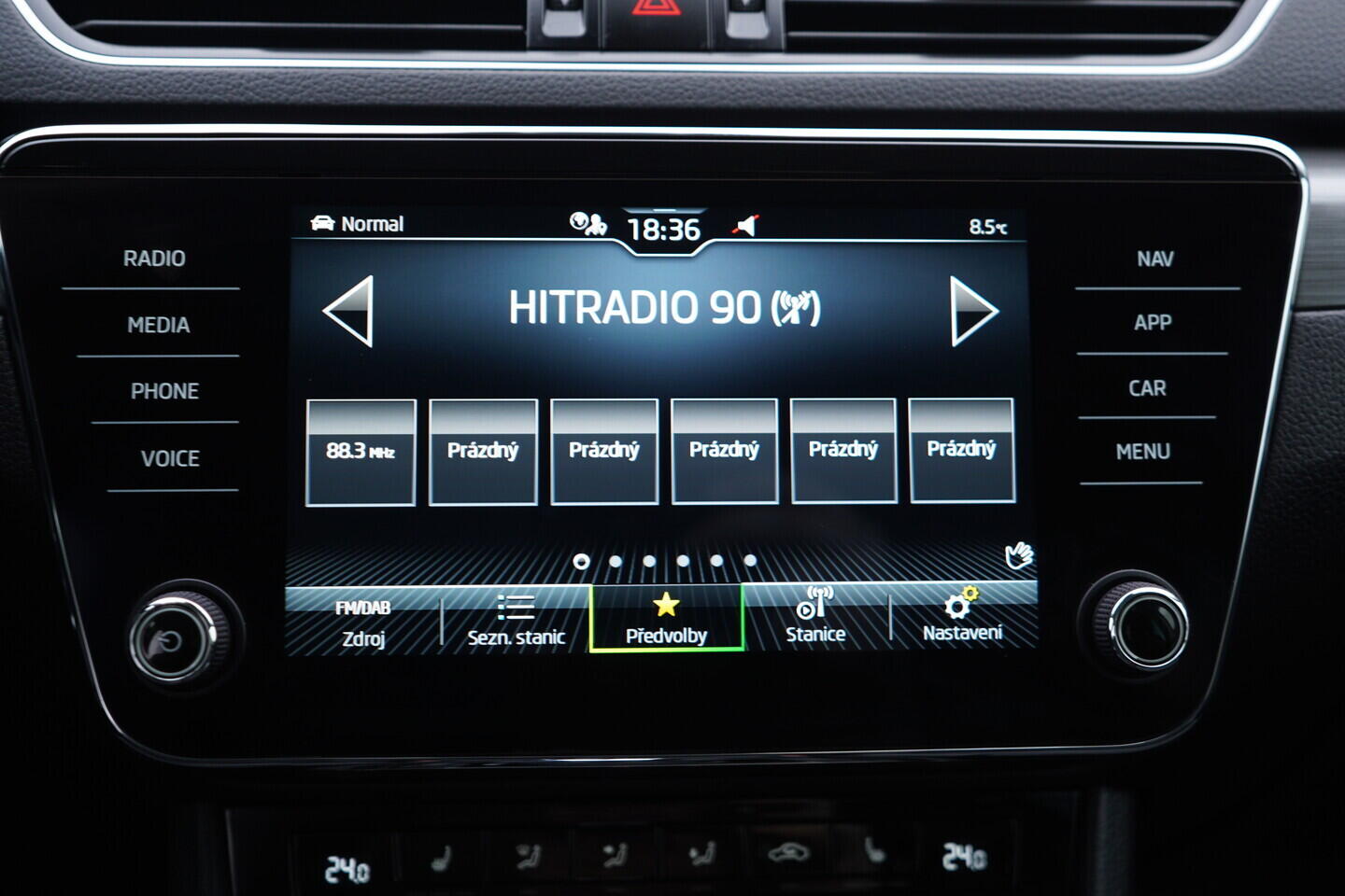 OV190V10971_31.webp_SUPERB Style 2.0 TSI 140 kW automat, DPH