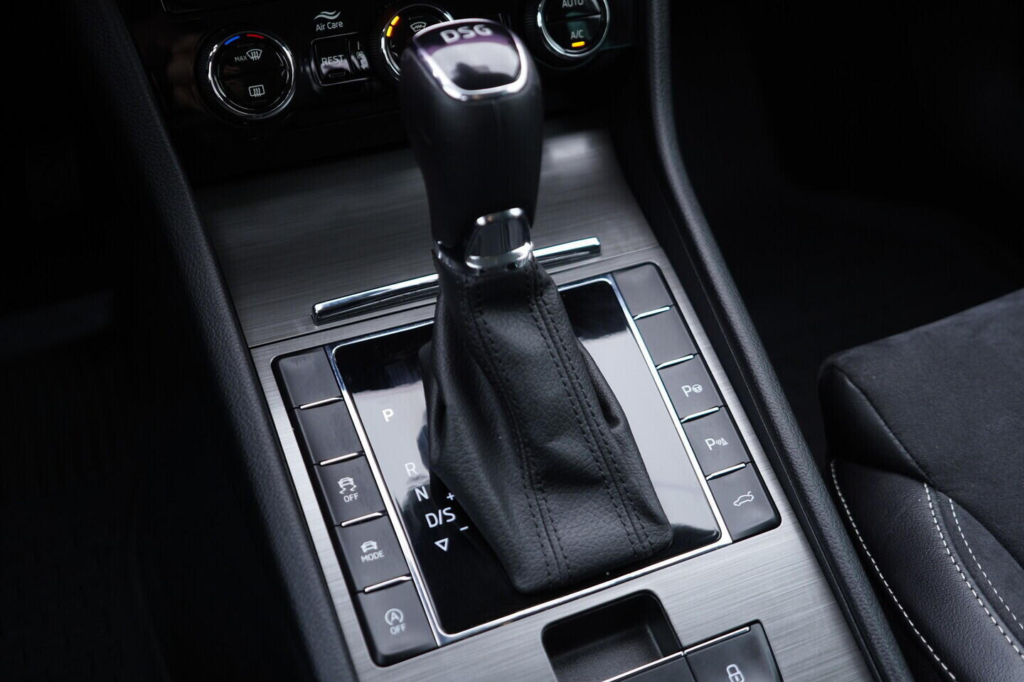 OV190V10971_36.webp_SUPERB Style 2.0 TSI 140 kW automat, DPH