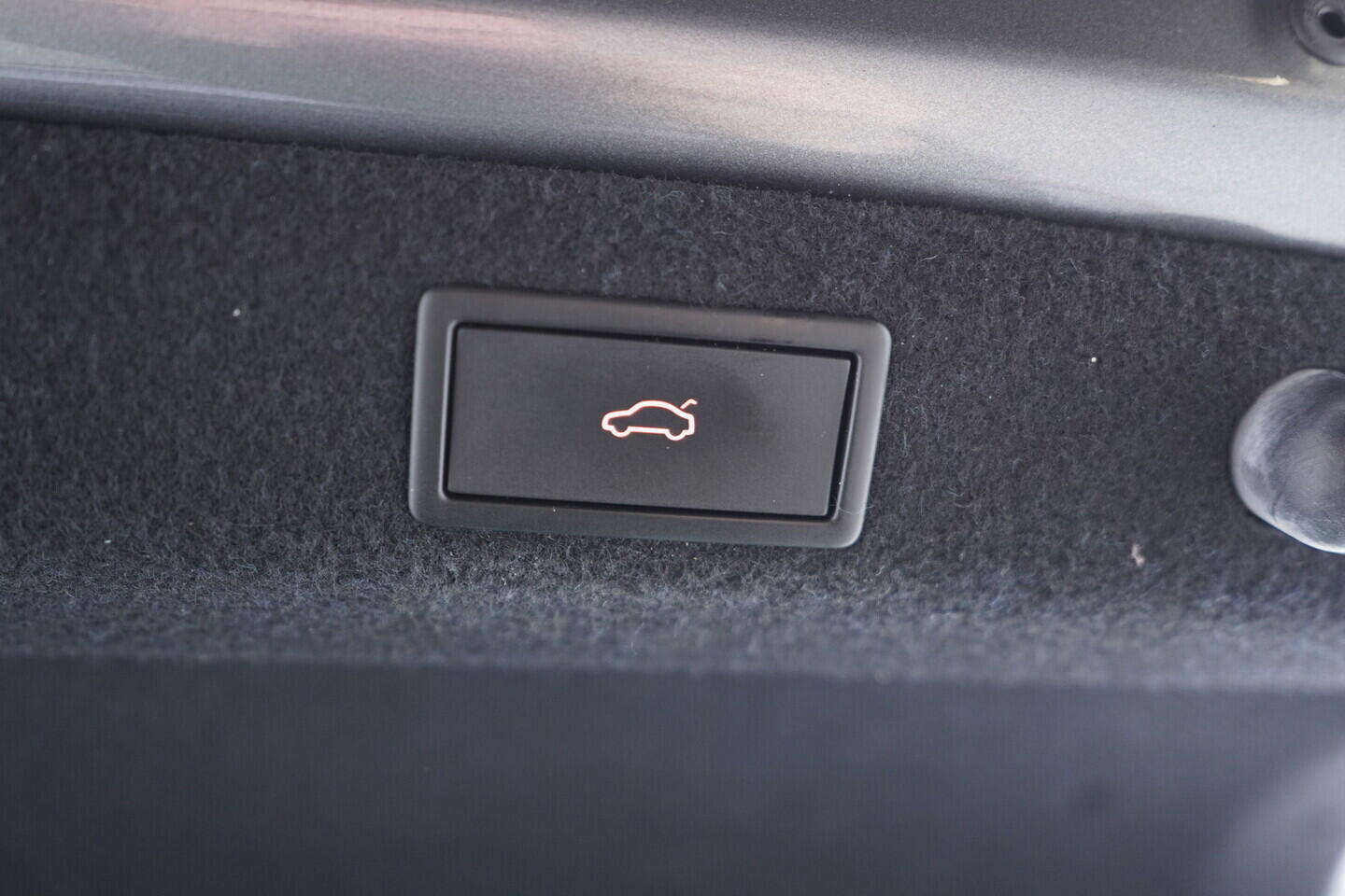 OV190V10971_43.webp_SUPERB Style 2.0 TSI 140 kW automat, DPH